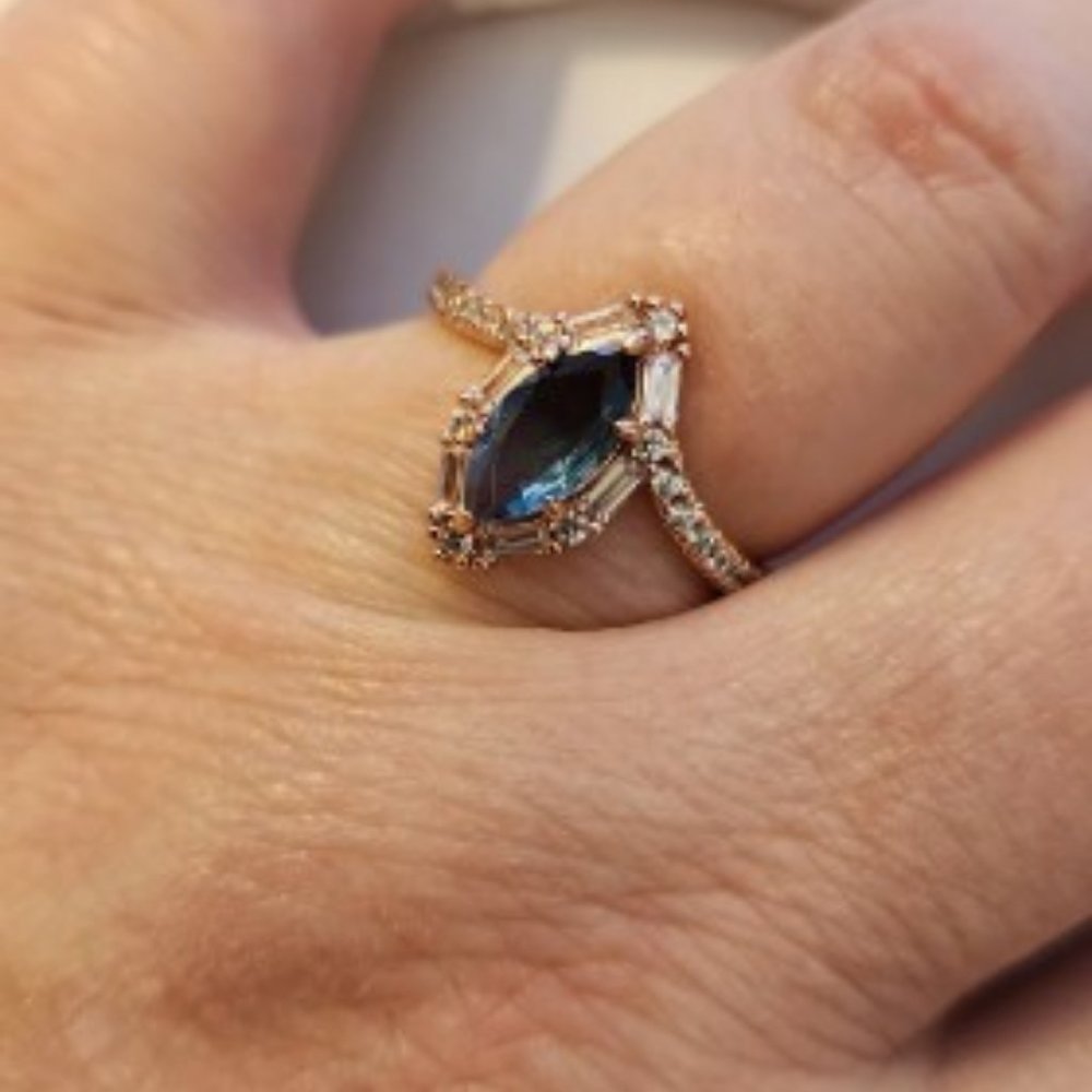 Bomb Party Ring | Blue Green Bi Color Alexandrite in Rose Gold Plate | Size 9